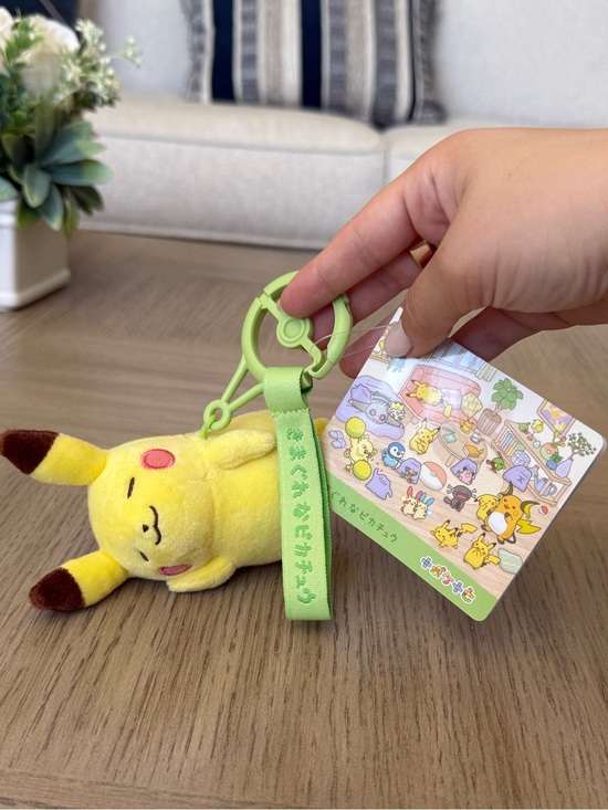 Pokemon Accessories - Pokémon Center Ten Poke Ten Colors Pikachu (Quirky) Keychain JAPAN Limited NWT